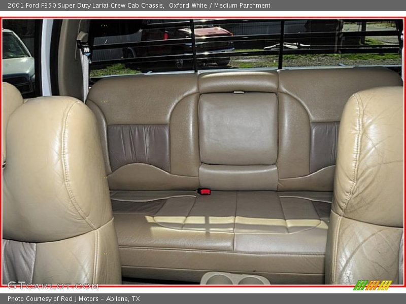 Oxford White / Medium Parchment 2001 Ford F350 Super Duty Lariat Crew Cab Chassis