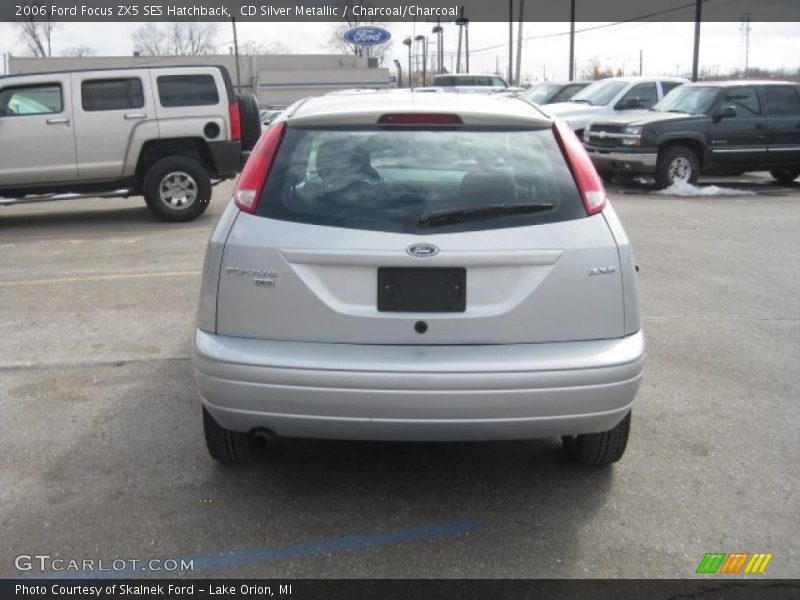 CD Silver Metallic / Charcoal/Charcoal 2006 Ford Focus ZX5 SES Hatchback