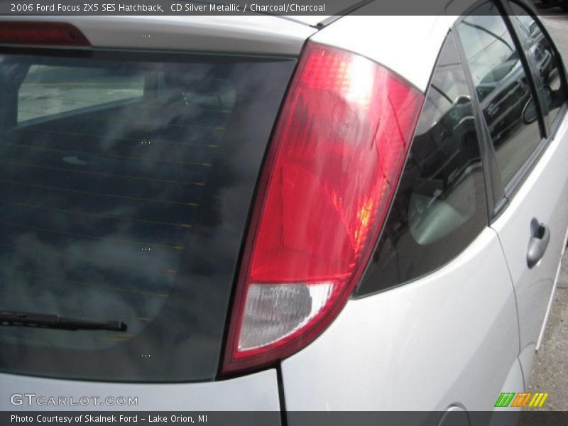 CD Silver Metallic / Charcoal/Charcoal 2006 Ford Focus ZX5 SES Hatchback
