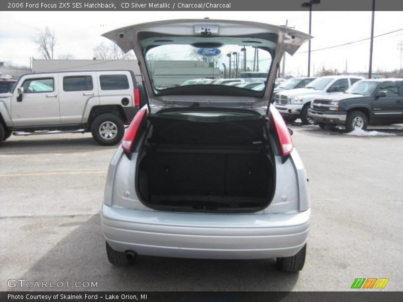 CD Silver Metallic / Charcoal/Charcoal 2006 Ford Focus ZX5 SES Hatchback