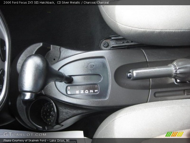 CD Silver Metallic / Charcoal/Charcoal 2006 Ford Focus ZX5 SES Hatchback