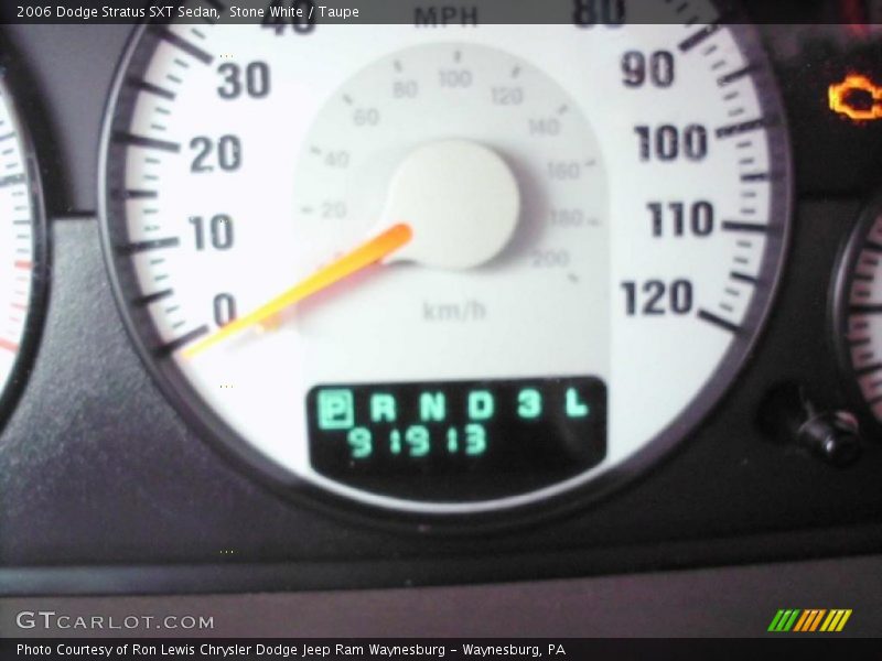 Stone White / Taupe 2006 Dodge Stratus SXT Sedan