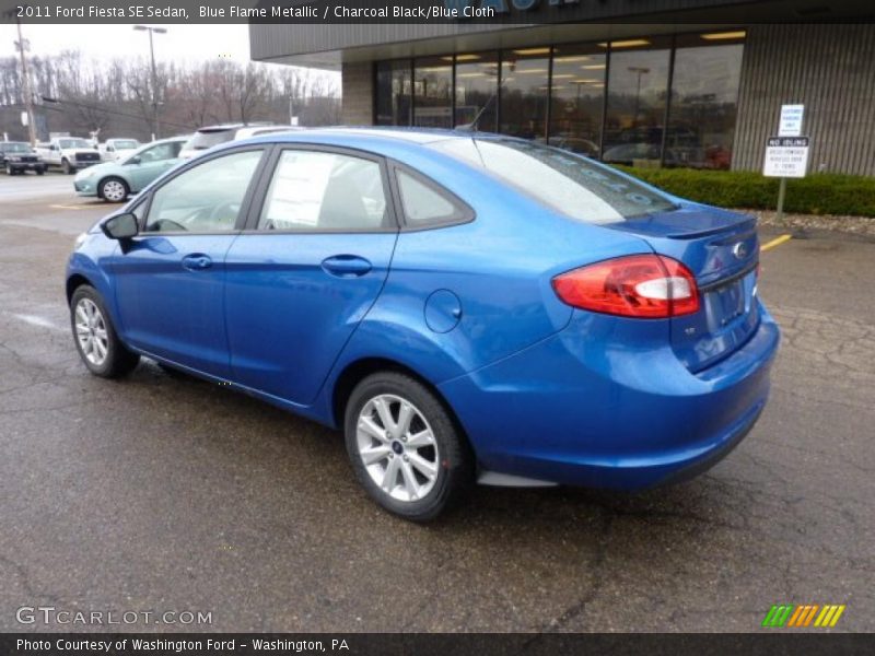 Blue Flame Metallic / Charcoal Black/Blue Cloth 2011 Ford Fiesta SE Sedan