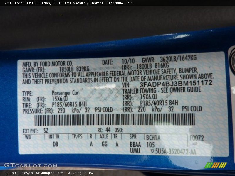 Blue Flame Metallic / Charcoal Black/Blue Cloth 2011 Ford Fiesta SE Sedan