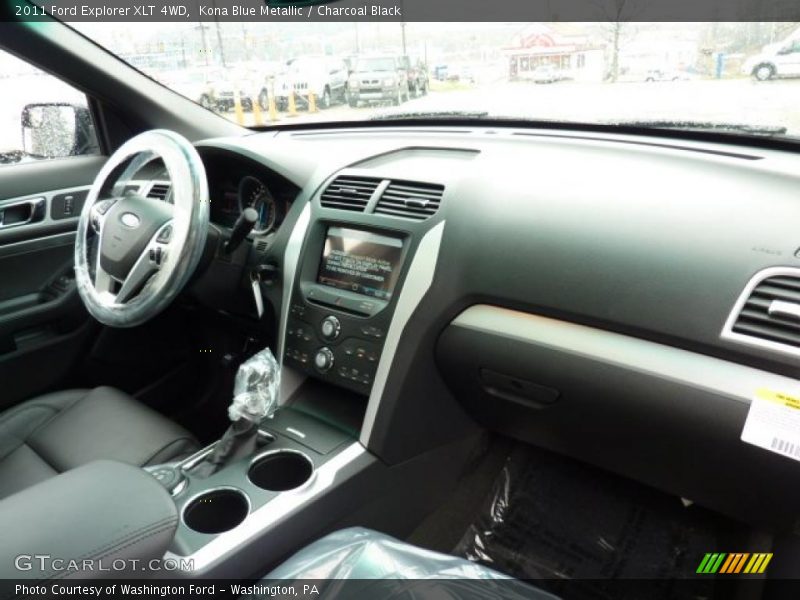 Kona Blue Metallic / Charcoal Black 2011 Ford Explorer XLT 4WD