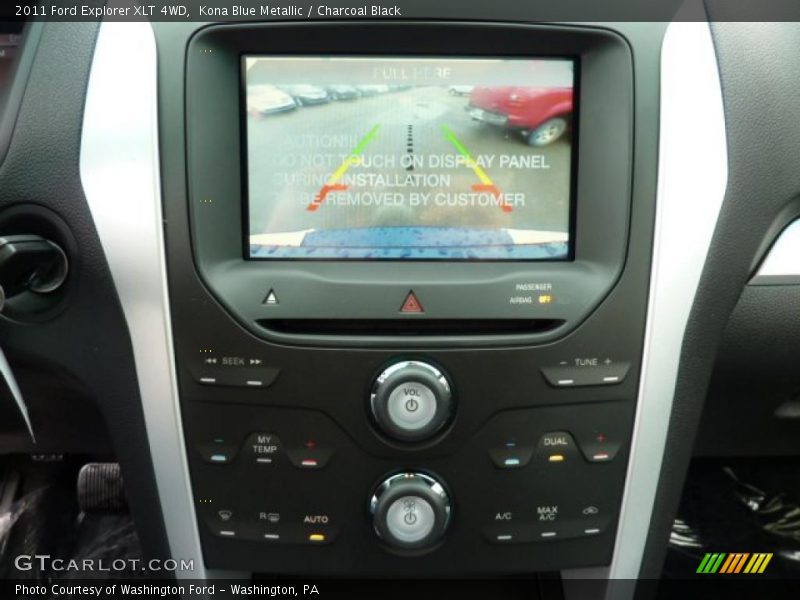 Kona Blue Metallic / Charcoal Black 2011 Ford Explorer XLT 4WD