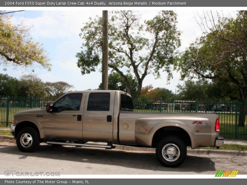 Arizona Beige Metallic / Medium Parchment 2004 Ford F350 Super Duty Lariat Crew Cab 4x4 Dually