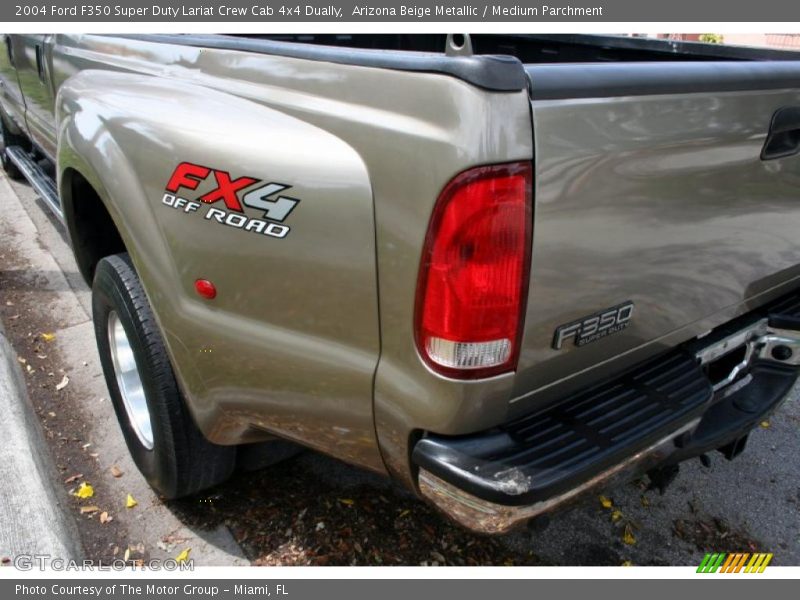 Arizona Beige Metallic / Medium Parchment 2004 Ford F350 Super Duty Lariat Crew Cab 4x4 Dually