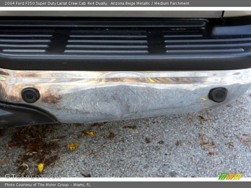 Arizona Beige Metallic / Medium Parchment 2004 Ford F350 Super Duty Lariat Crew Cab 4x4 Dually
