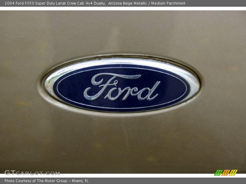 Arizona Beige Metallic / Medium Parchment 2004 Ford F350 Super Duty Lariat Crew Cab 4x4 Dually
