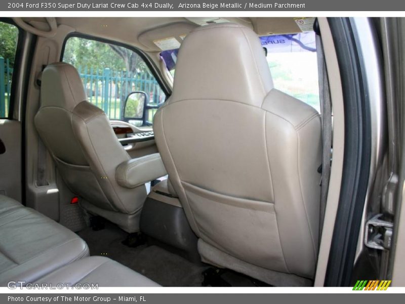 Arizona Beige Metallic / Medium Parchment 2004 Ford F350 Super Duty Lariat Crew Cab 4x4 Dually