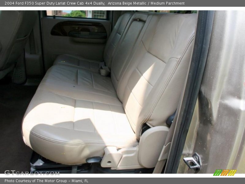 Arizona Beige Metallic / Medium Parchment 2004 Ford F350 Super Duty Lariat Crew Cab 4x4 Dually