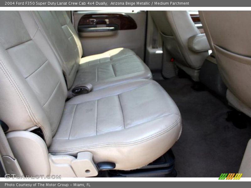 Arizona Beige Metallic / Medium Parchment 2004 Ford F350 Super Duty Lariat Crew Cab 4x4 Dually
