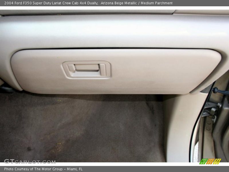 Arizona Beige Metallic / Medium Parchment 2004 Ford F350 Super Duty Lariat Crew Cab 4x4 Dually