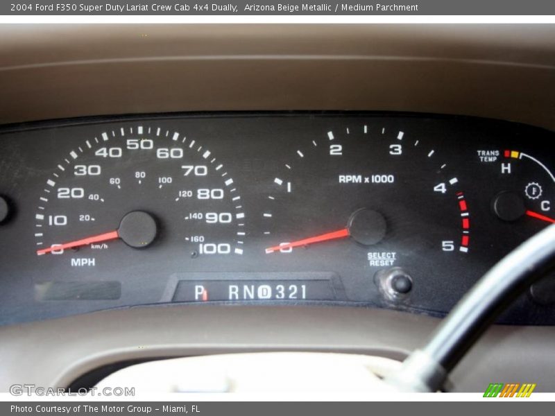 Arizona Beige Metallic / Medium Parchment 2004 Ford F350 Super Duty Lariat Crew Cab 4x4 Dually