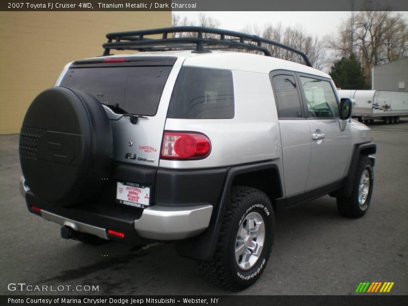 Titanium Metallic / Dark Charcoal 2007 Toyota FJ Cruiser 4WD