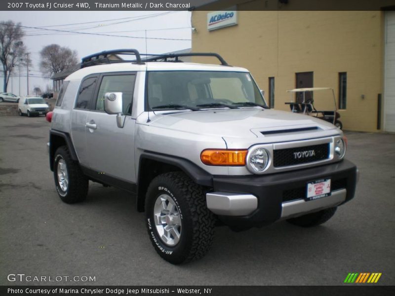 Titanium Metallic / Dark Charcoal 2007 Toyota FJ Cruiser 4WD