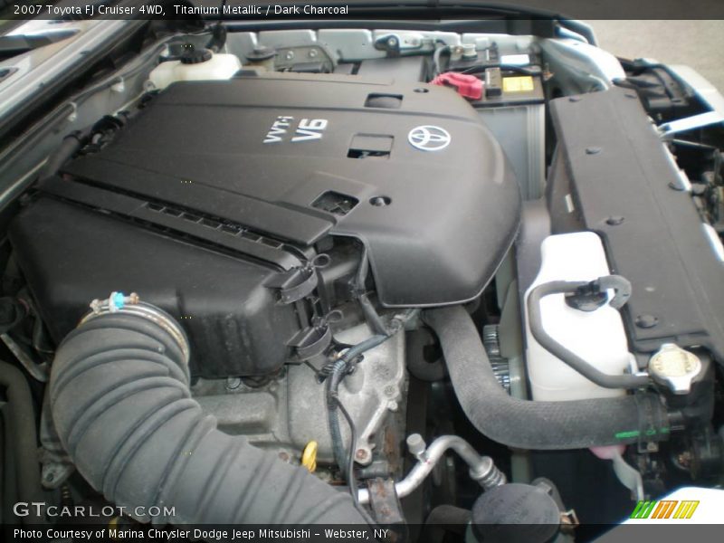 Titanium Metallic / Dark Charcoal 2007 Toyota FJ Cruiser 4WD