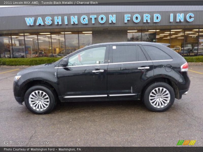 Tuxedo Black Metallic / Charcoal Black 2011 Lincoln MKX AWD