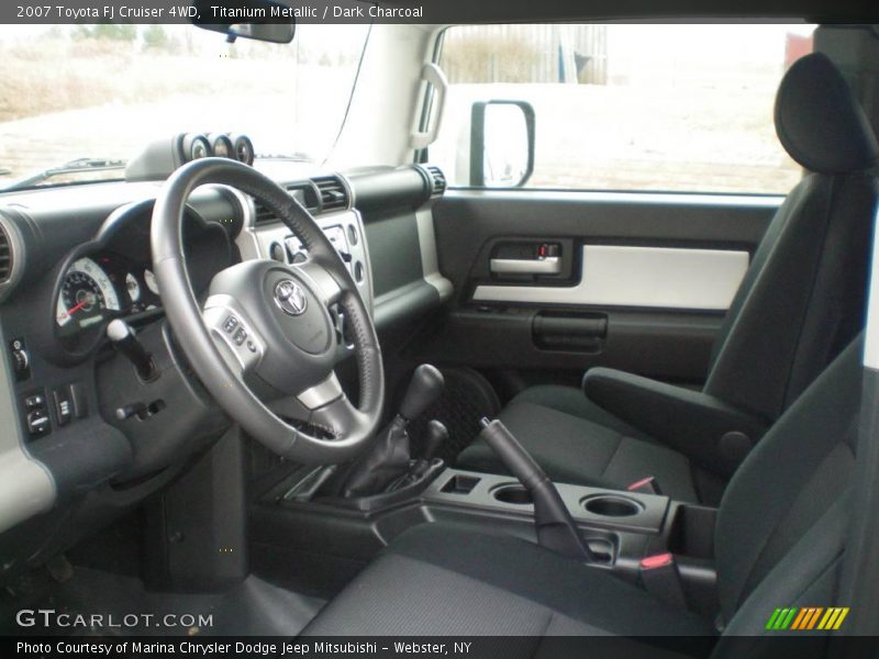 Titanium Metallic / Dark Charcoal 2007 Toyota FJ Cruiser 4WD