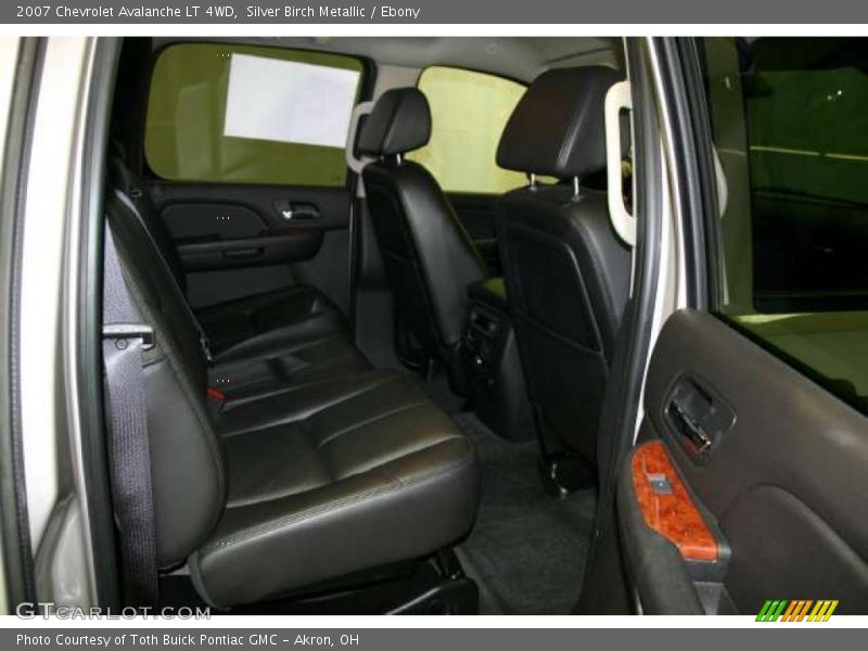 Silver Birch Metallic / Ebony 2007 Chevrolet Avalanche LT 4WD