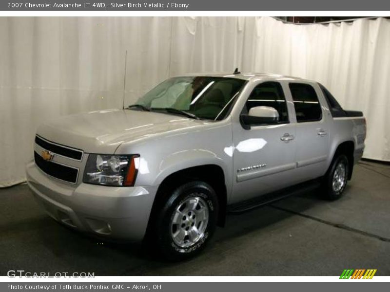 Silver Birch Metallic / Ebony 2007 Chevrolet Avalanche LT 4WD