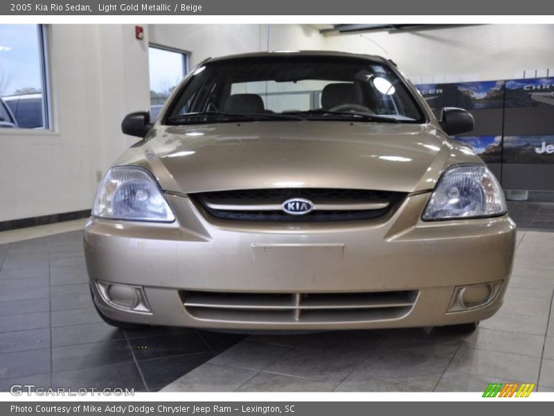 Light Gold Metallic / Beige 2005 Kia Rio Sedan