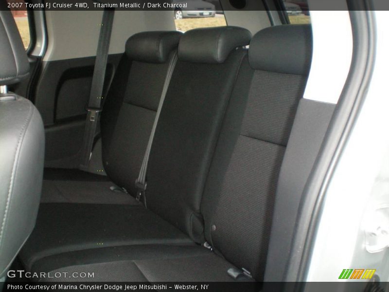 Titanium Metallic / Dark Charcoal 2007 Toyota FJ Cruiser 4WD