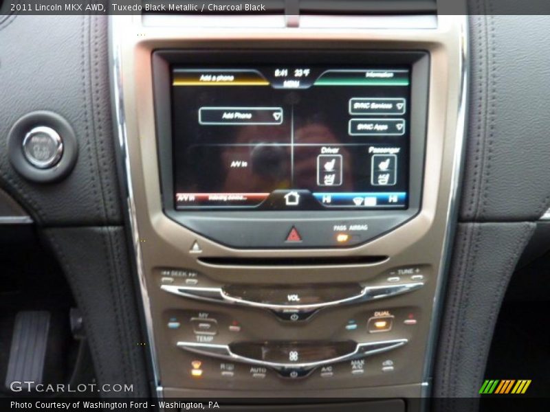 Tuxedo Black Metallic / Charcoal Black 2011 Lincoln MKX AWD
