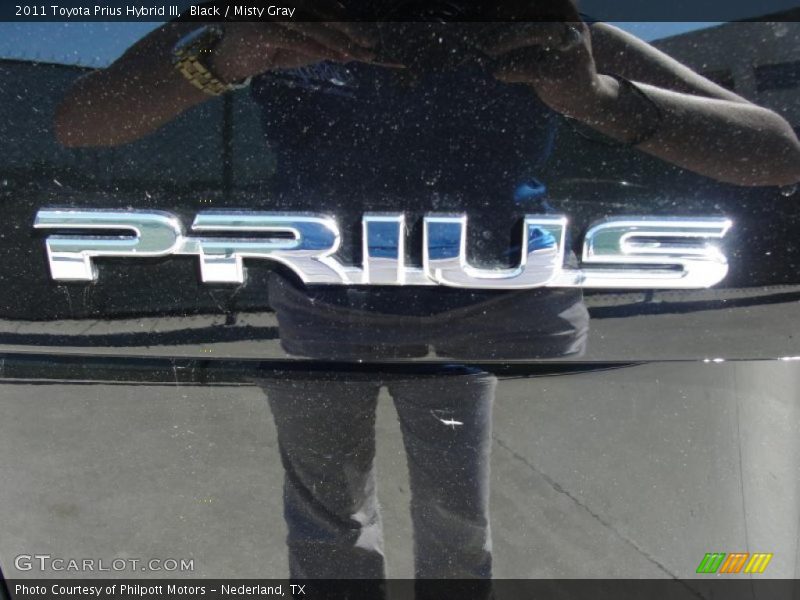 Black / Misty Gray 2011 Toyota Prius Hybrid III