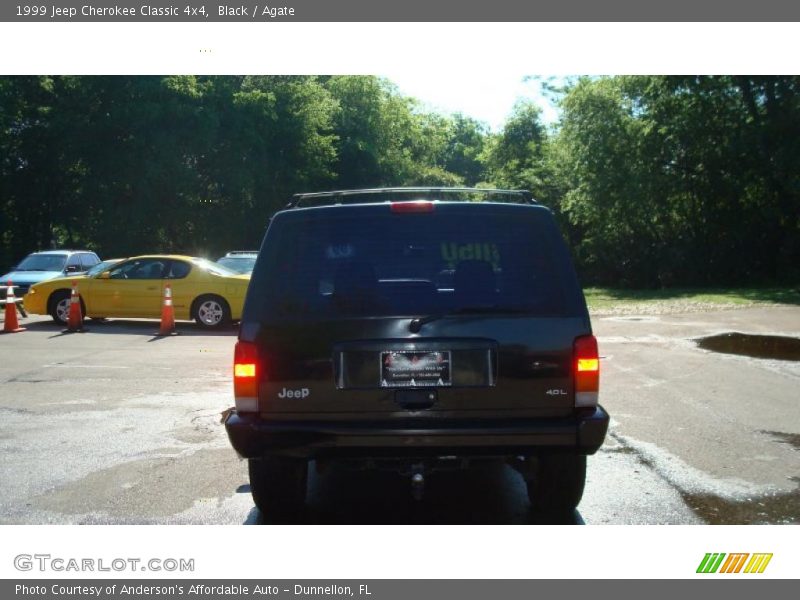 Black / Agate 1999 Jeep Cherokee Classic 4x4