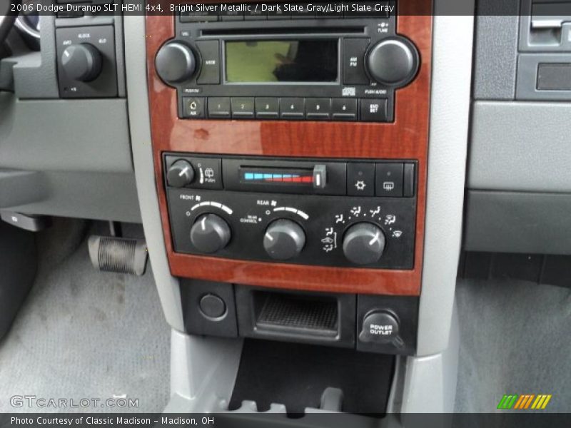 Bright Silver Metallic / Dark Slate Gray/Light Slate Gray 2006 Dodge Durango SLT HEMI 4x4