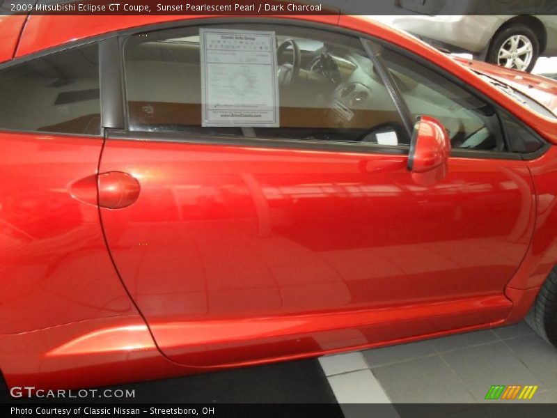 Sunset Pearlescent Pearl / Dark Charcoal 2009 Mitsubishi Eclipse GT Coupe