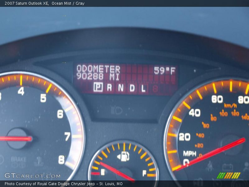 Ocean Mist / Gray 2007 Saturn Outlook XE