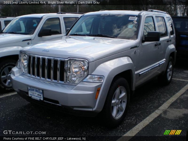 Bright Silver Metallic / Dark Slate Gray 2011 Jeep Liberty Limited 4x4