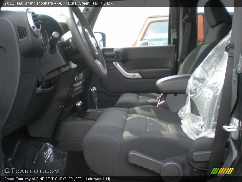 Natural Green Pearl / Black 2011 Jeep Wrangler Sahara 4x4