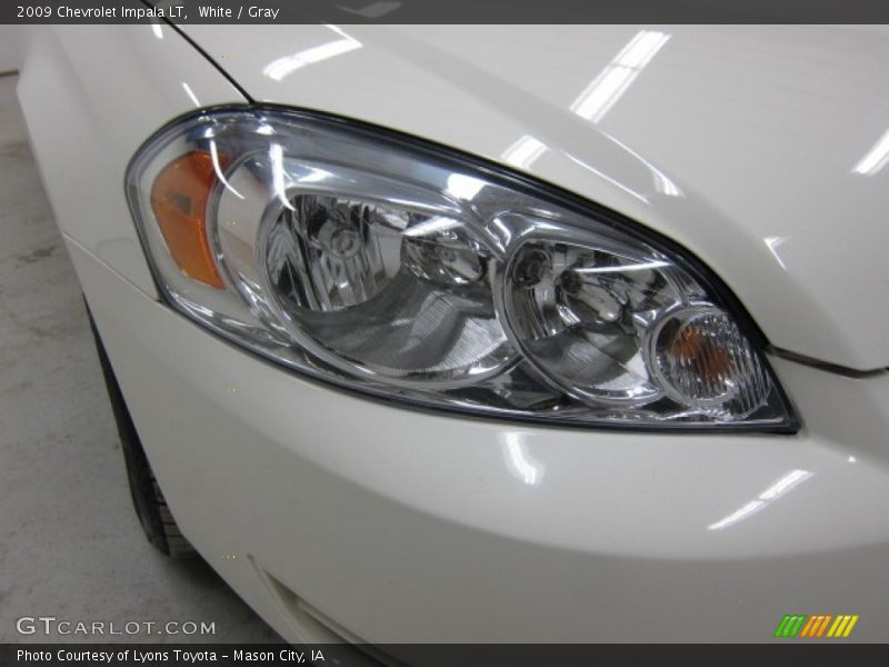 White / Gray 2009 Chevrolet Impala LT