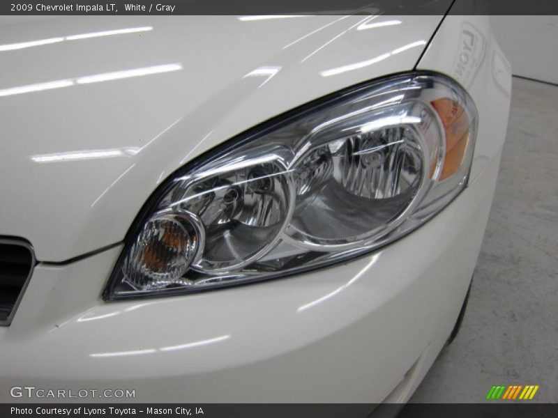 White / Gray 2009 Chevrolet Impala LT