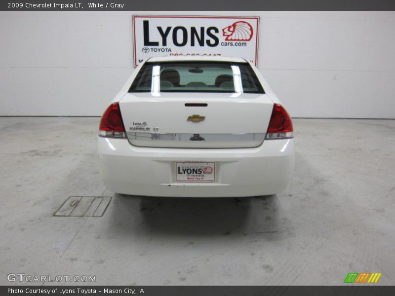 White / Gray 2009 Chevrolet Impala LT
