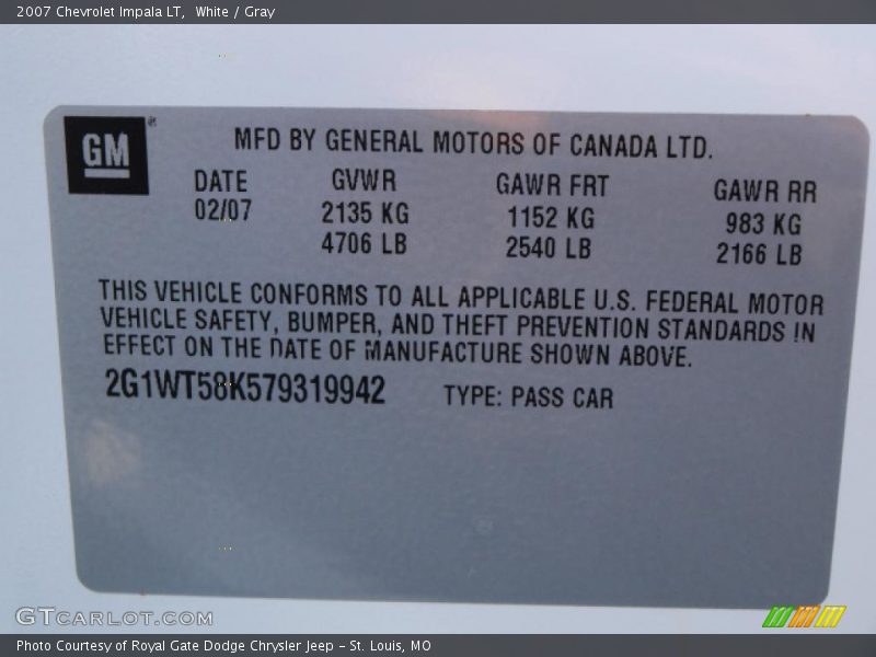 White / Gray 2007 Chevrolet Impala LT