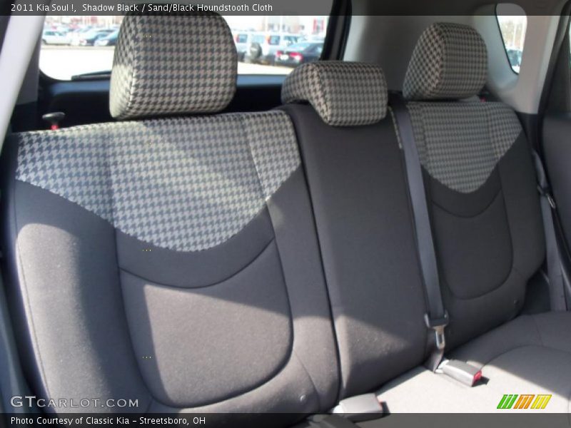 2011 Soul ! Sand/Black Houndstooth Cloth Interior