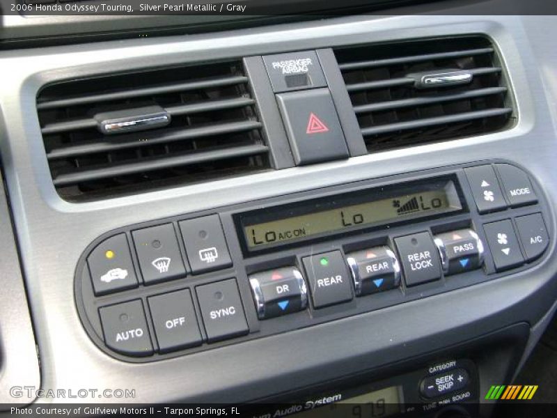 Silver Pearl Metallic / Gray 2006 Honda Odyssey Touring