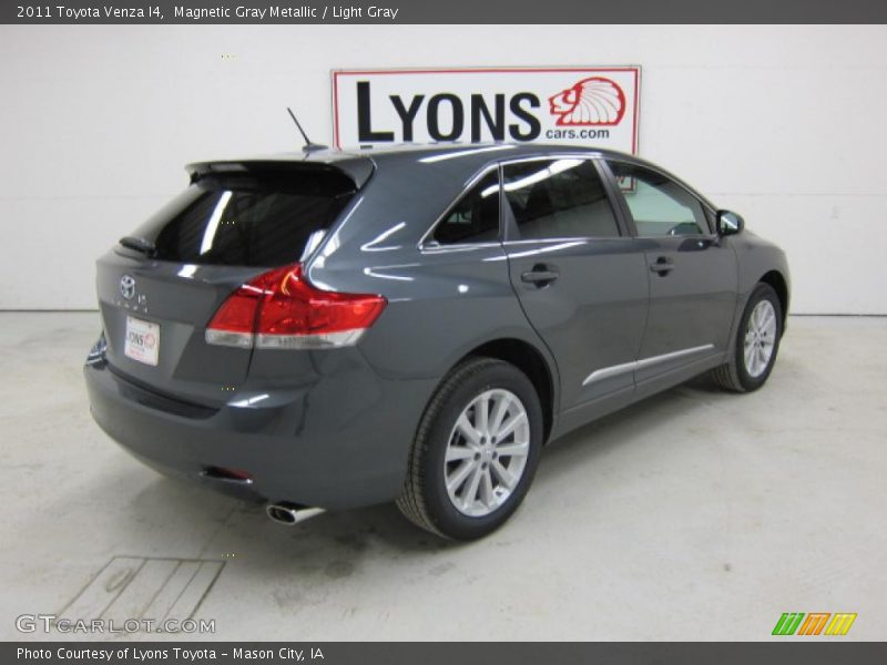 Magnetic Gray Metallic / Light Gray 2011 Toyota Venza I4