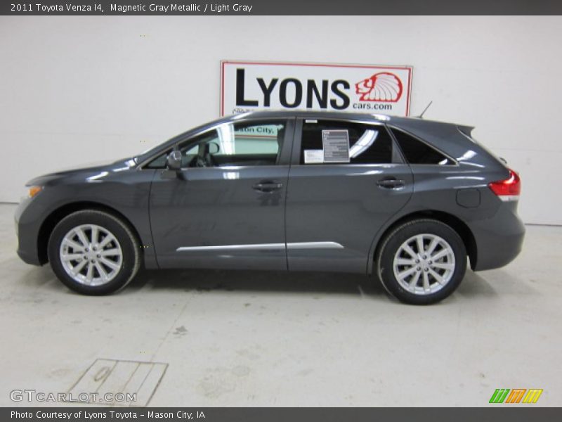 Magnetic Gray Metallic / Light Gray 2011 Toyota Venza I4