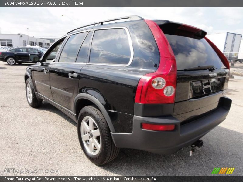 Black / Taupe 2004 Volvo XC90 2.5T AWD