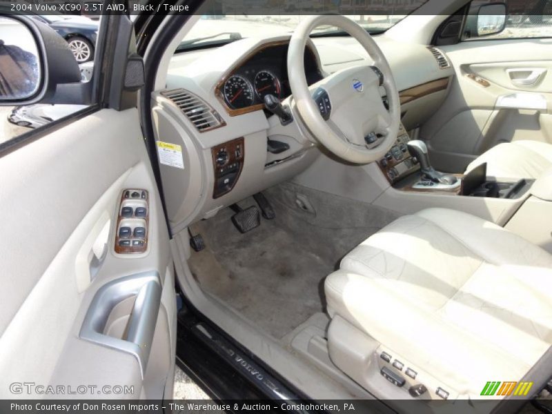 Black / Taupe 2004 Volvo XC90 2.5T AWD