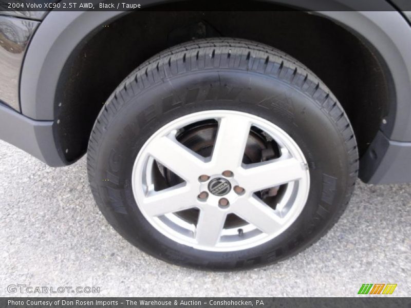 Black / Taupe 2004 Volvo XC90 2.5T AWD