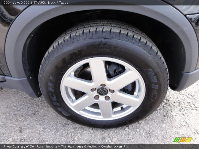 Black / Taupe 2004 Volvo XC90 2.5T AWD