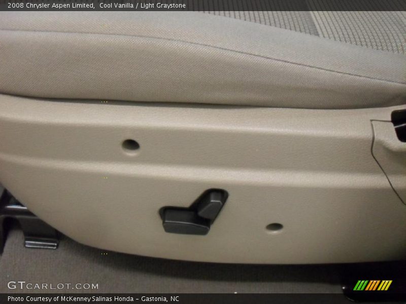 Cool Vanilla / Light Graystone 2008 Chrysler Aspen Limited