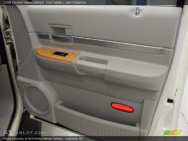 Cool Vanilla / Light Graystone 2008 Chrysler Aspen Limited